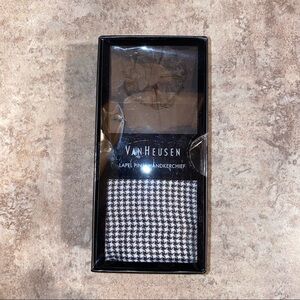 NEW Van Heusen Handker Chief & Label Pin One Size Black & White